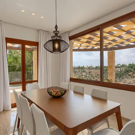 Aphrodite Hills 4 Bedroom With Private Infinity Pool Βίλα Κούκλια